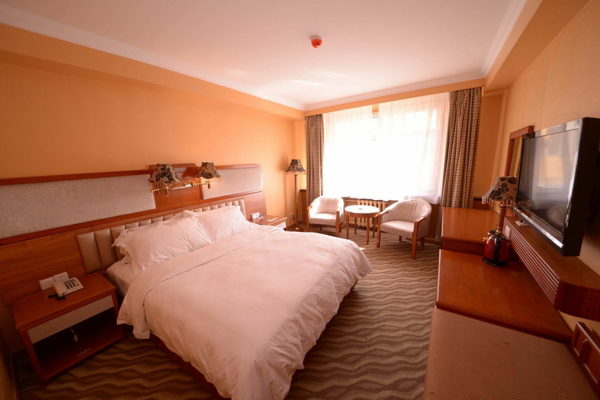 Harbin Bremen Train Station Hotel Экстерьер фото